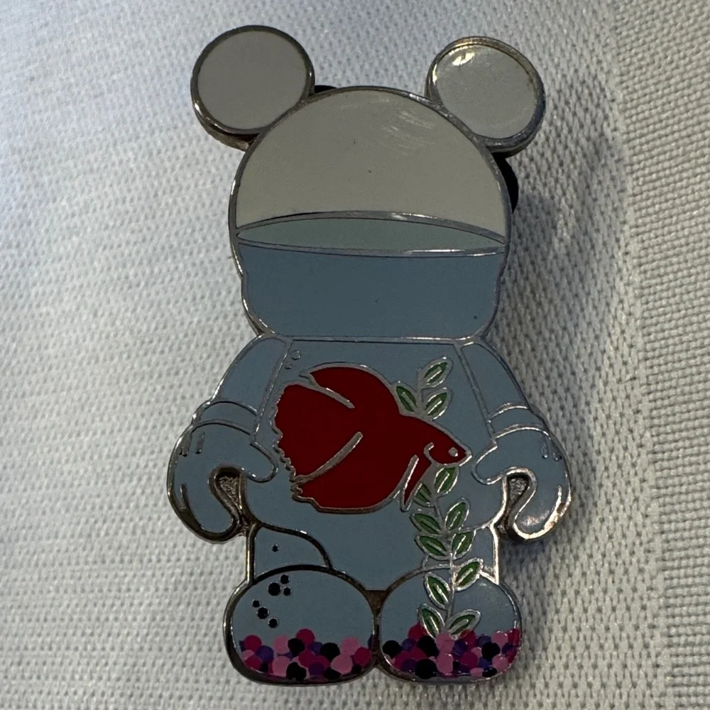 Disney Vinylmation Park Series #2 Beta Fish Mickey Aquaramouse pin.